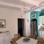 Maison Calablu بيت للعطل سورينتو